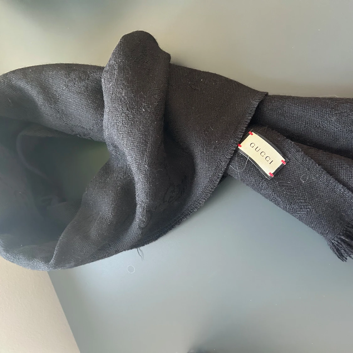 Svart halsduk från Gucci - 3