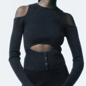 Zara topp - Jättefin slutsåld zara topp i storlek S! 