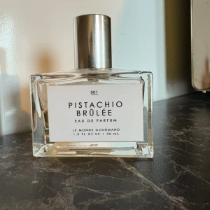 Pistachio Brûlée Eau de Parfum - Den här är reserverad, vänlig köp ej om du inte haft kontakt med mig tidigare 🌹❤️