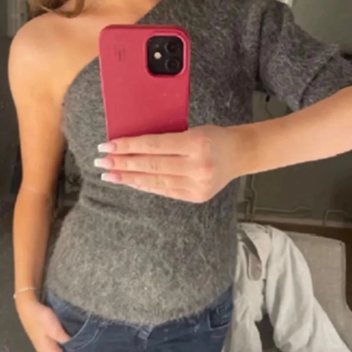 Alpaca oneshoulder tröja - 1