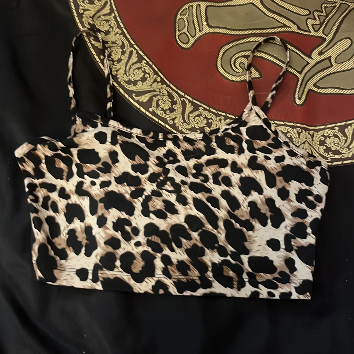 Leopardmönstrad linne-topp från SHEIN