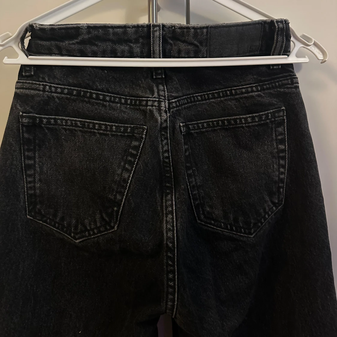 Svarta raka jeans från 157 Boulevard - 2