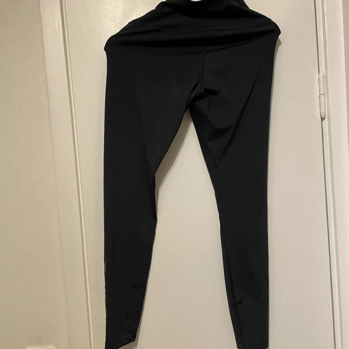 Svarta leggings från Iconic, stl S