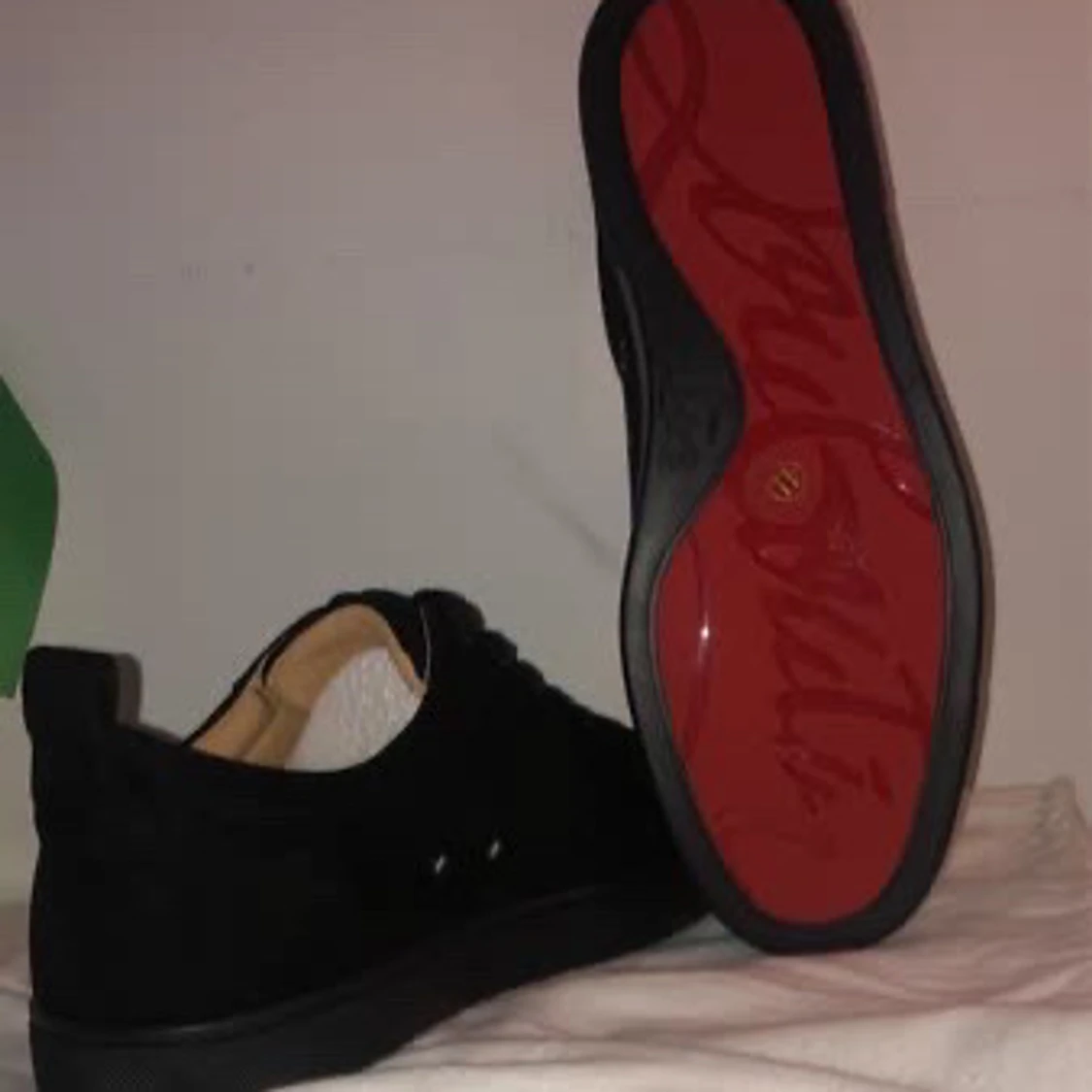 Christian Louboutin svarta sneakers mocka - 1