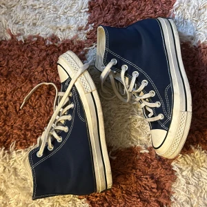 Converse Chuck Taylor blå high tops - Pris kan diskuteras 
