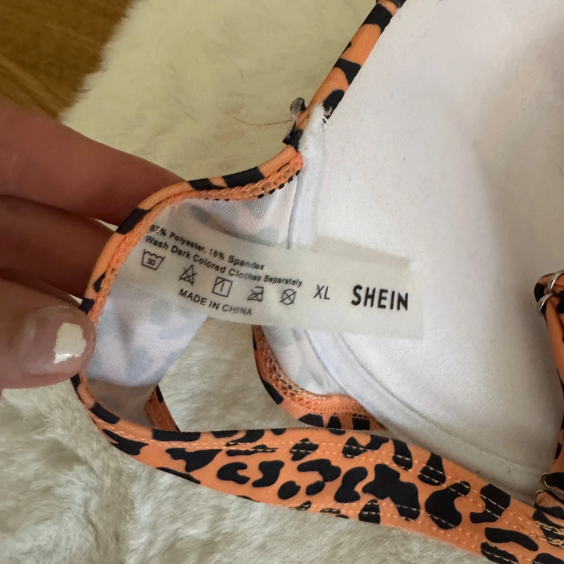 Leopardmönstrad bikiniöverdel från SHEIN - 2