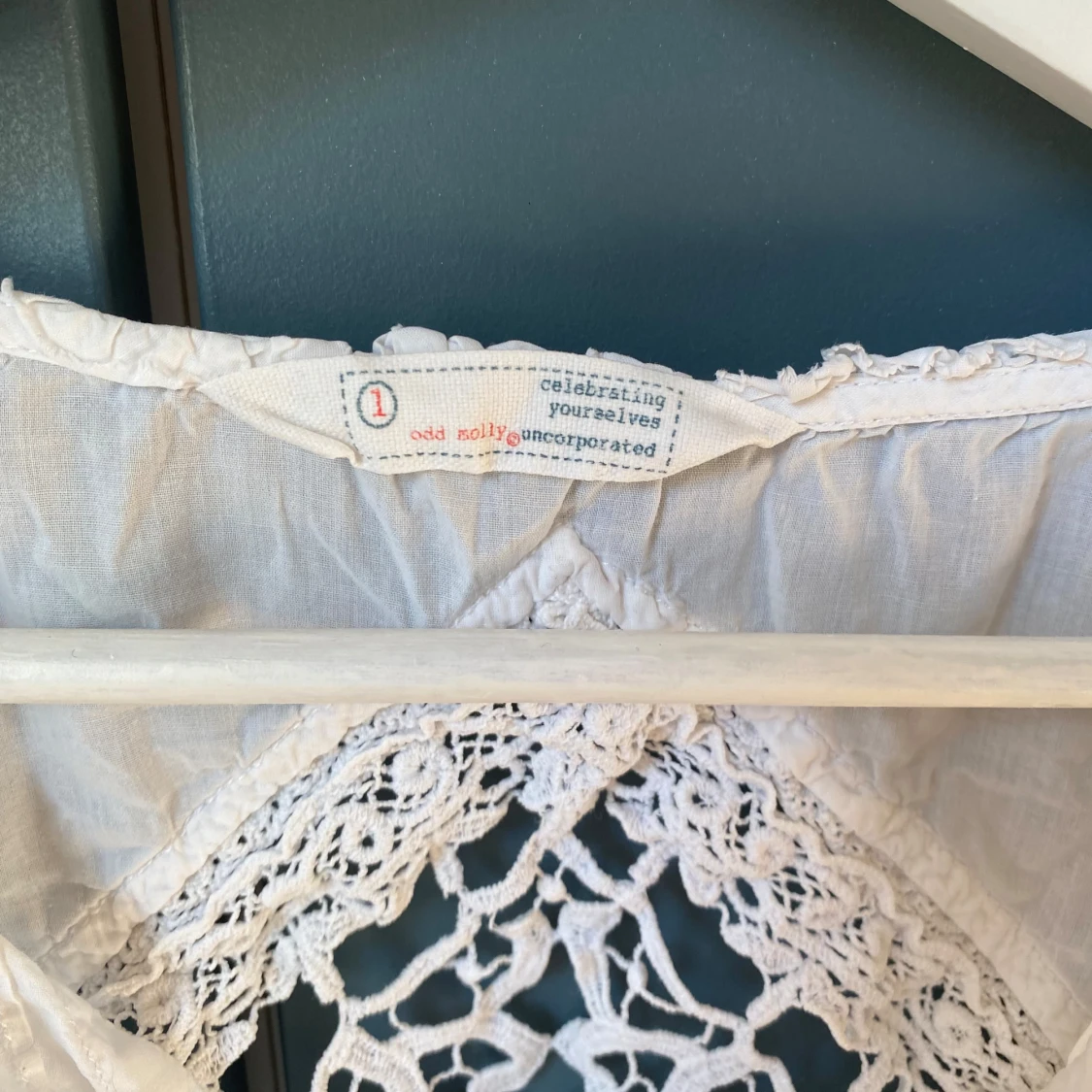 Supersöt vit Odd Molly blus - 2