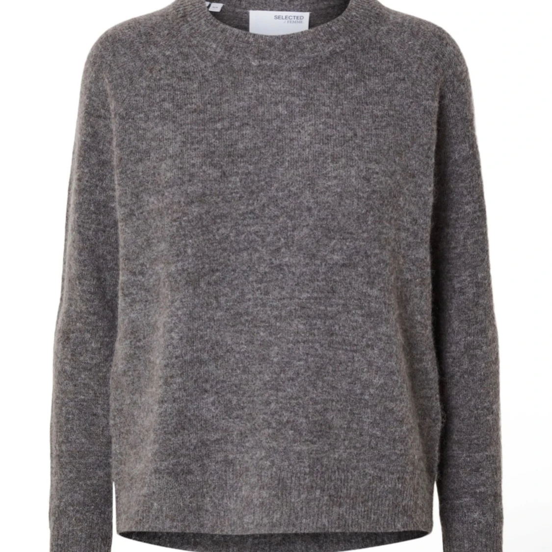 Grå stickad tröja från Selected Femme - 1