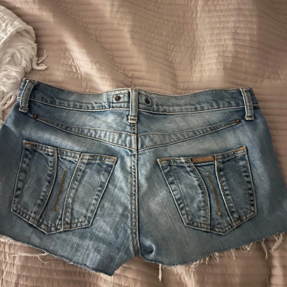 Ljusblå jeansshorts från Fornarina - 1