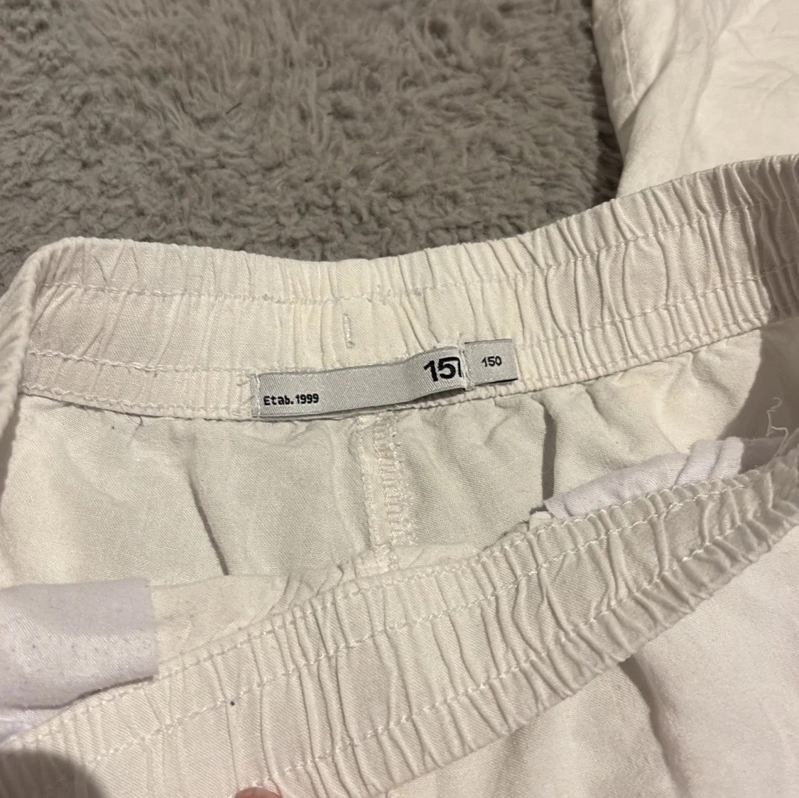 Vita linnebyxor storlek 150 - 1