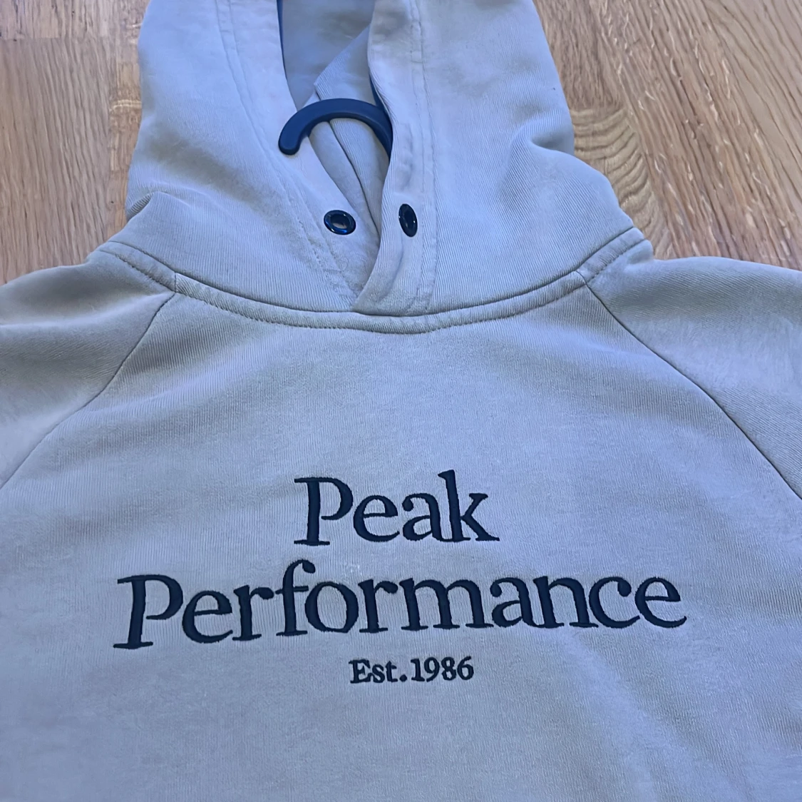  Peak Performance hoodie beige - 1