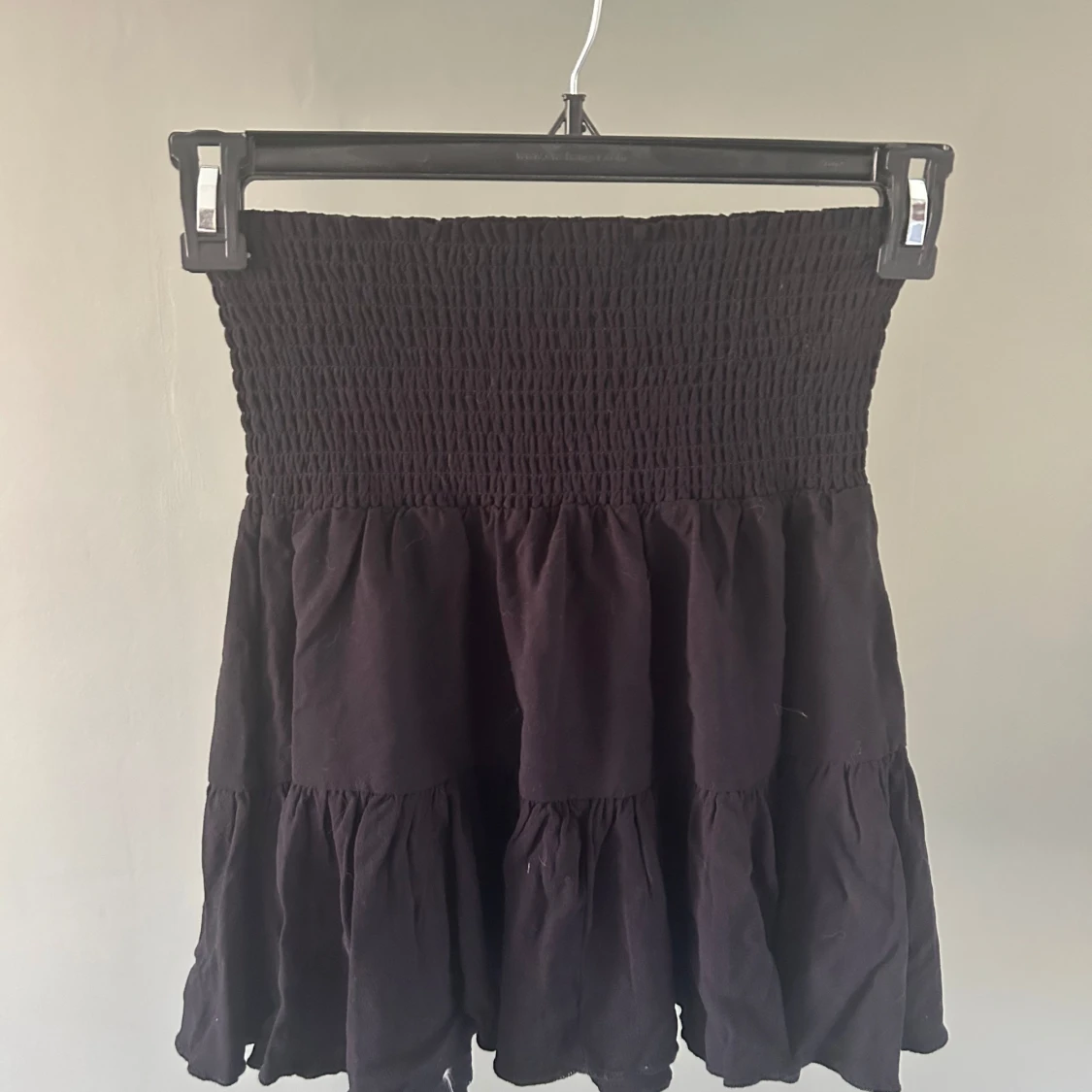 Två volangkjolar med smock i midjan - 1