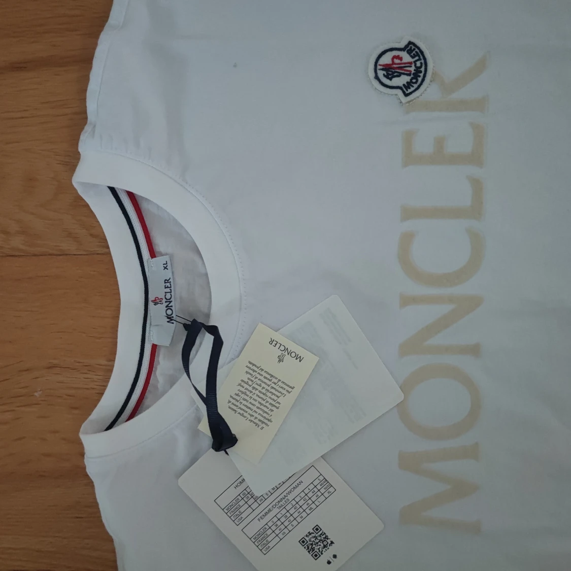 Vit Moncler t-shirt med logga - 4