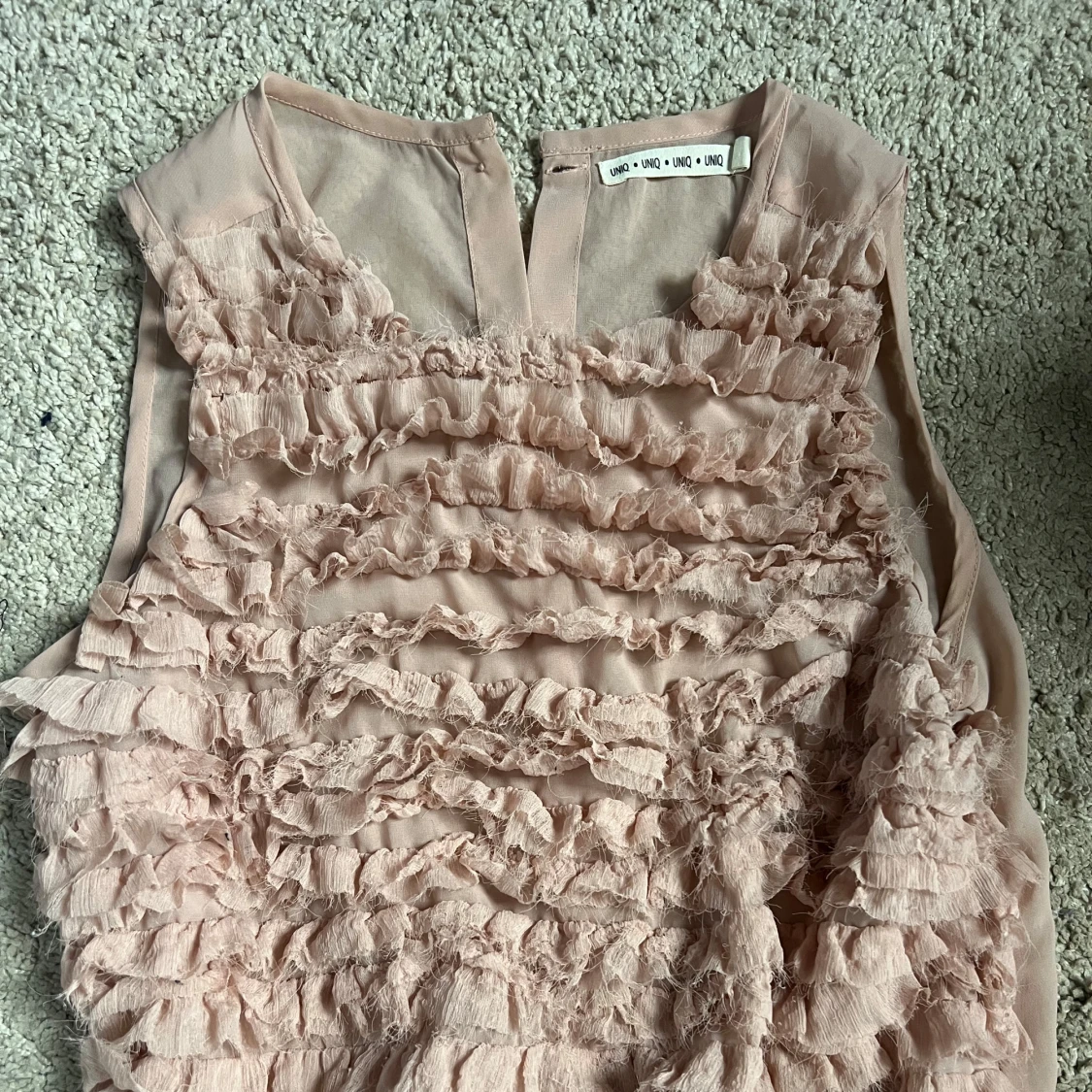 Rosa topp från UNIQ - 1