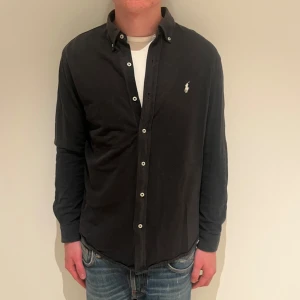 Ralph lauren skjorta - Ralph lauren skjorta | Skick - 9,5/10 | Size - L (passar M) | Hör av dig vid minsta fråga eller fundering // RDL