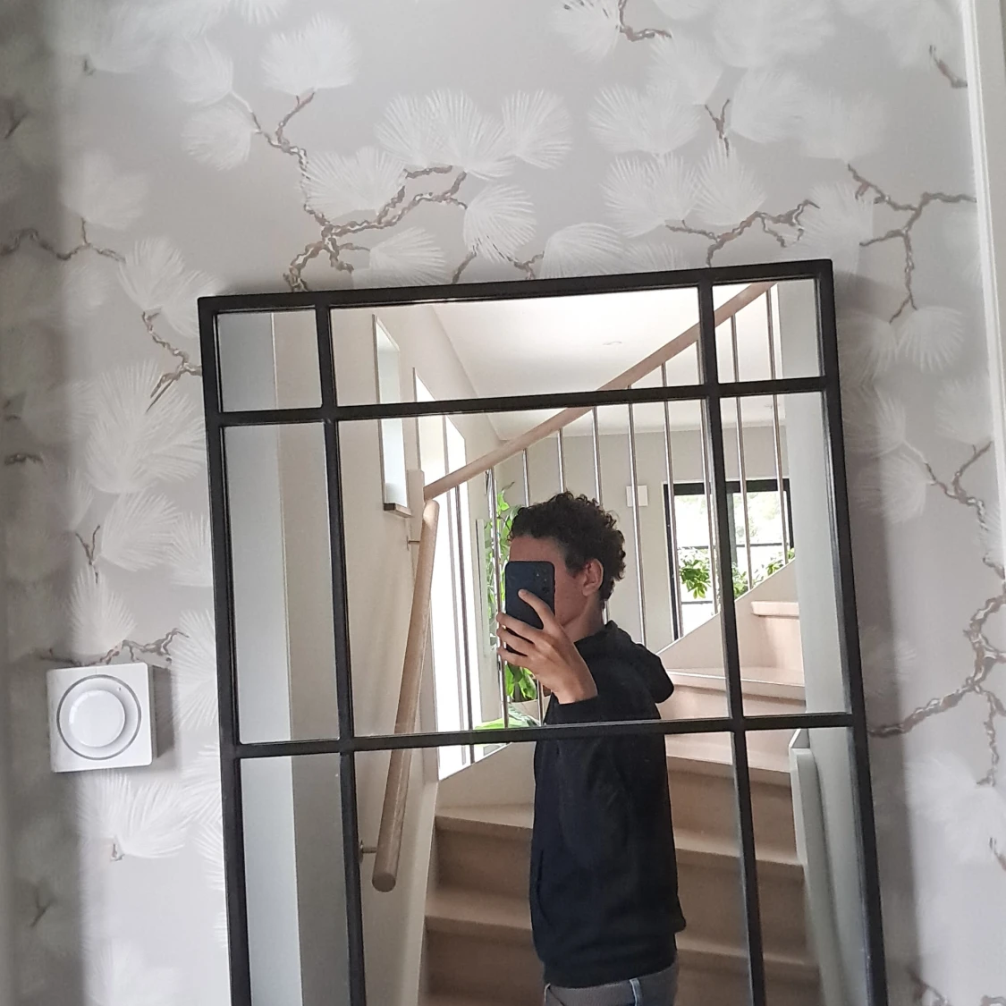 Svart hoodie från Sail racing - 2