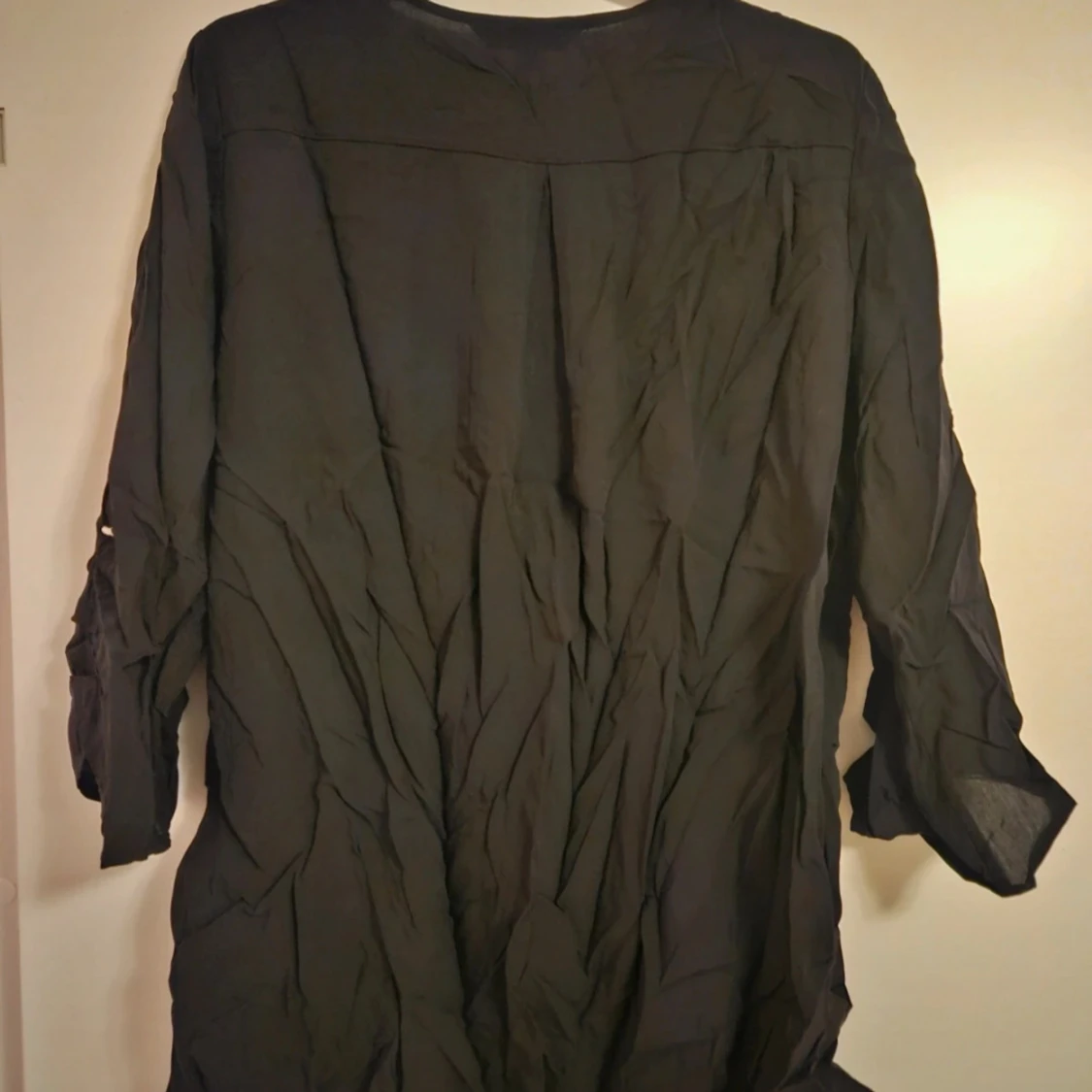 Svart topp med dragkedja Cellbes - 1