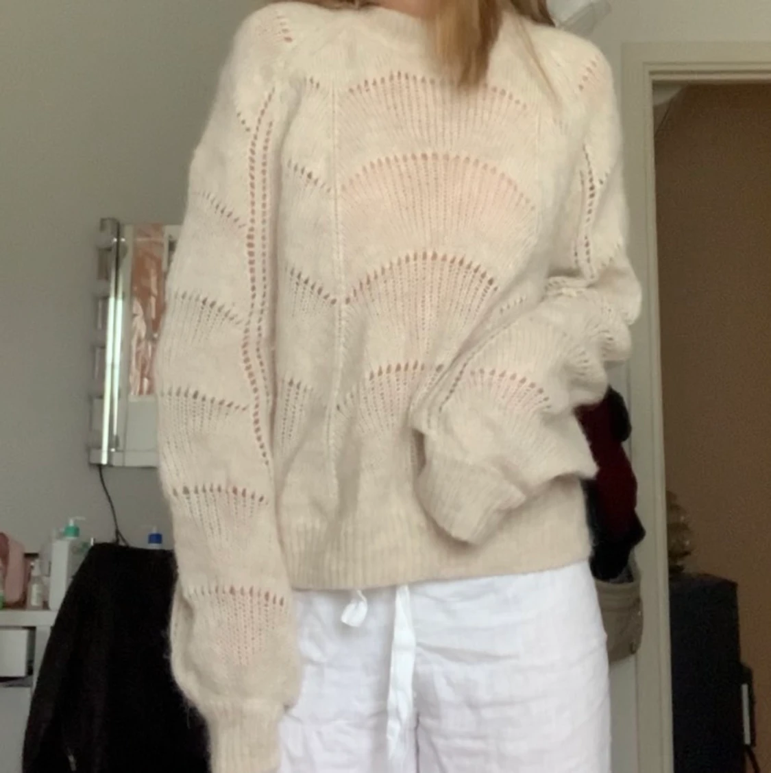 Stickad tröja - 1