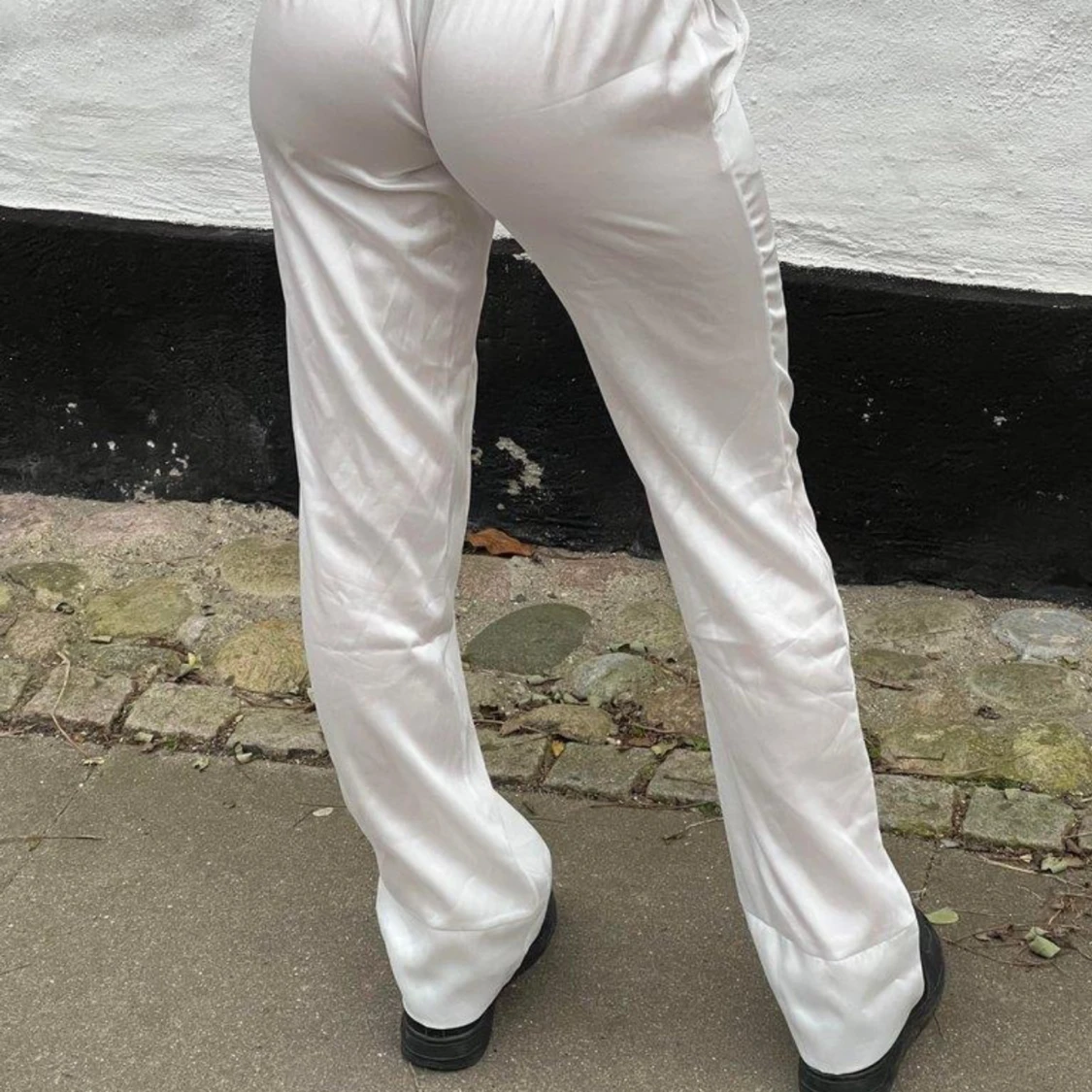 Vita byxor från Design by si