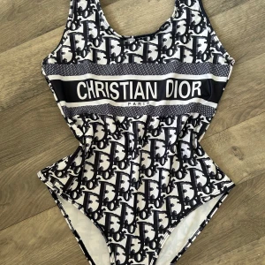 Baddräkt💙 - Baddräkt🌴💙storlek M/L