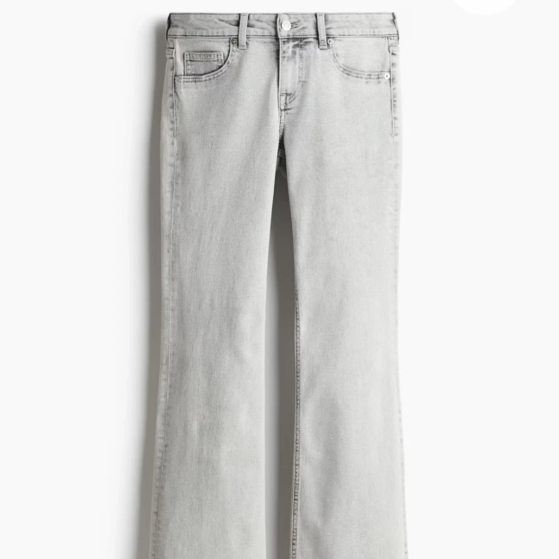 Grå bootcut jeans