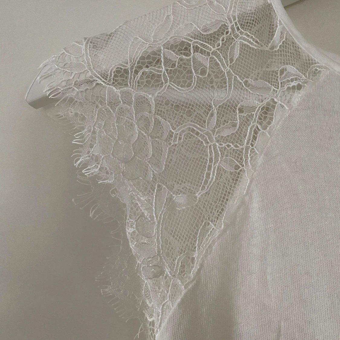 Vit spets topp från Zara - 1