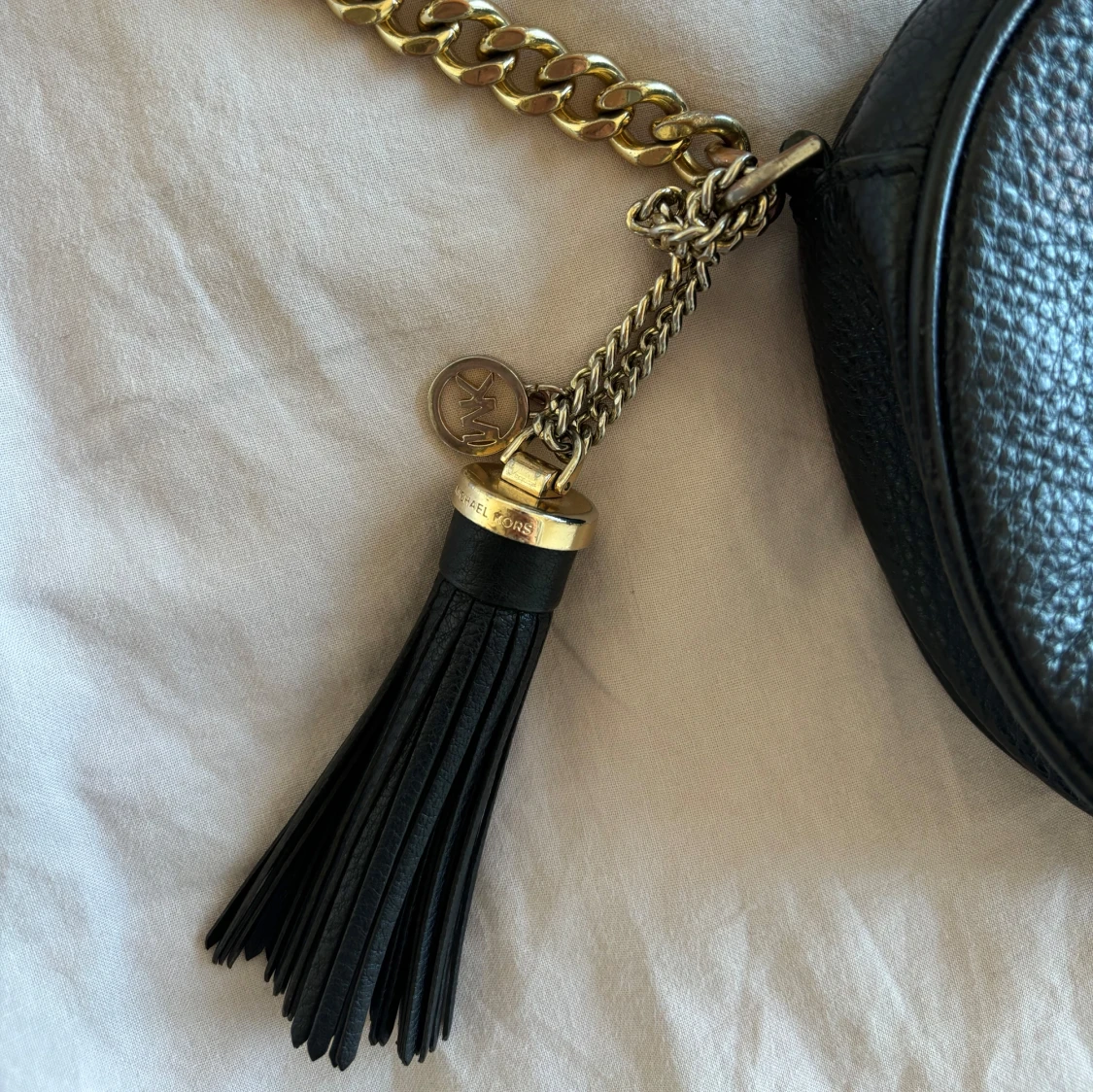 Svart axelväska från Michael Kors - 3