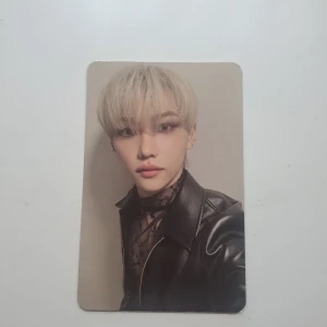 Stray Kids Felix 'ODDINARY' photocard - Säljer Felix 'ODDINARY' photocard!             Om du har någon fråga så är det bara att skicka ett meddelande!