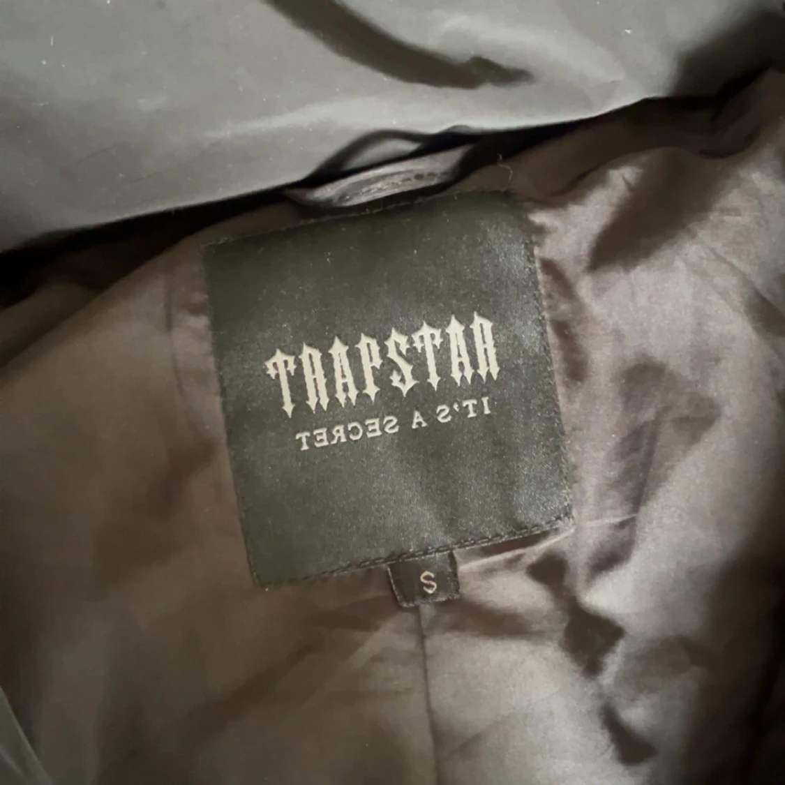 Svart pufferjacka från Trapstar - 2