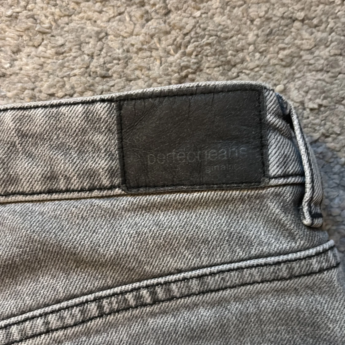 Grå bootcut jeans Gina tricot - 4