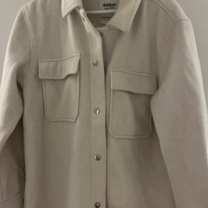 Kappa🫶 - Säljer denna fina vårjackan fint skick