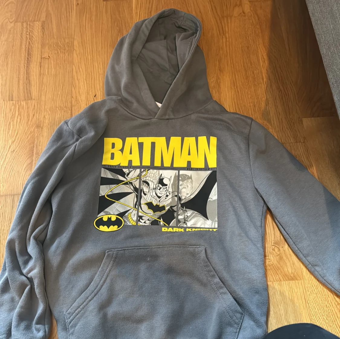 Grå Batman hoodie med tryck