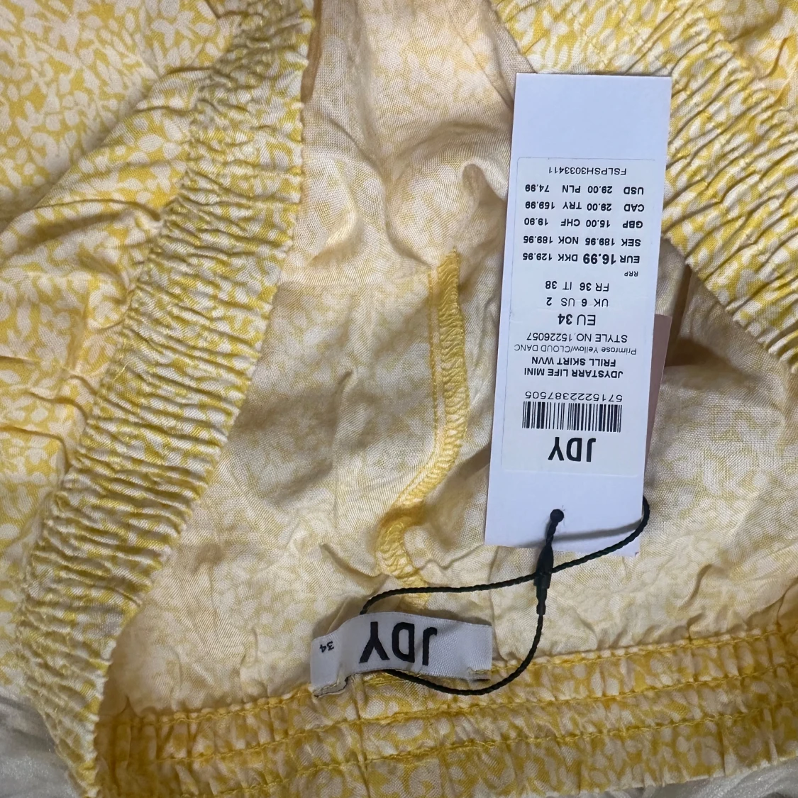 Gul volangkjol från JDY - 1