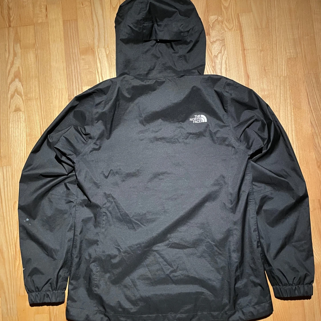 Svart vindjacka från The North Face - 1