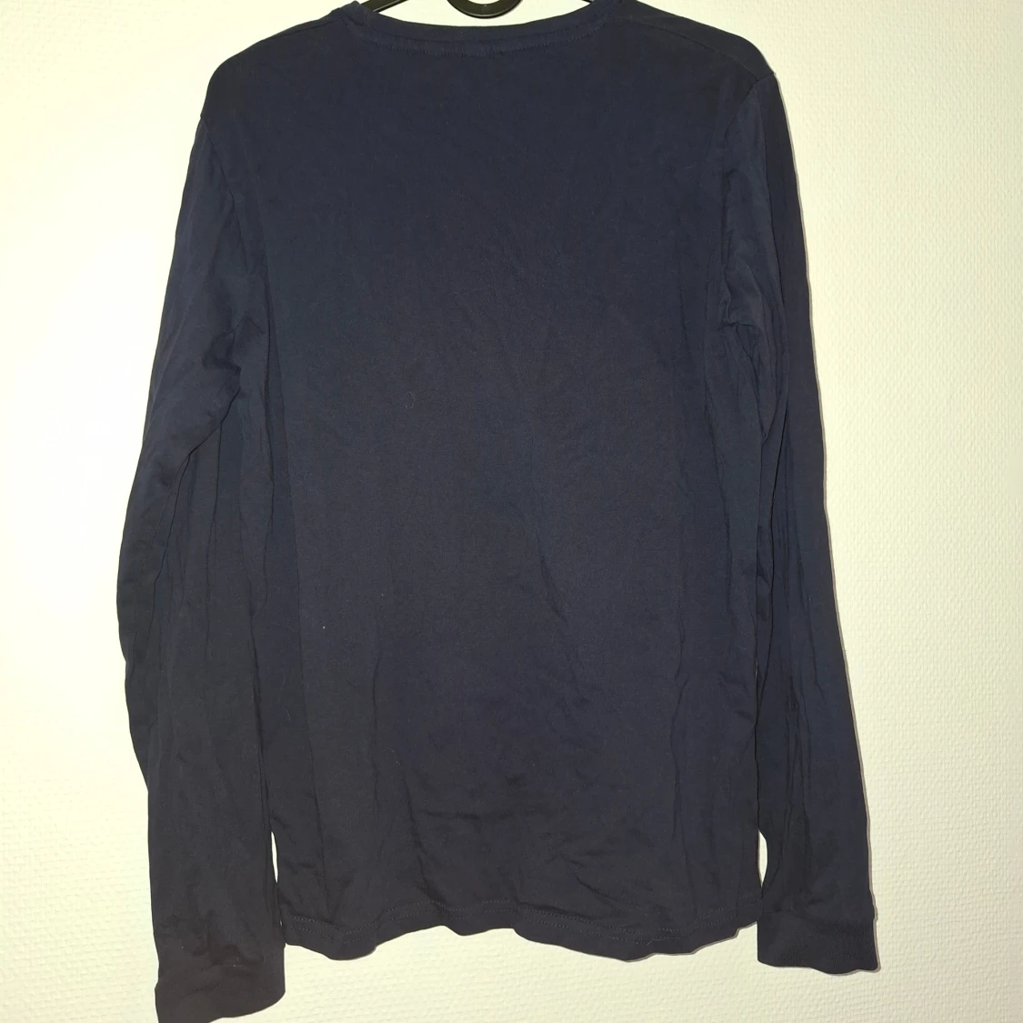 Mörkblå långärmad tröja BASIC U - 1