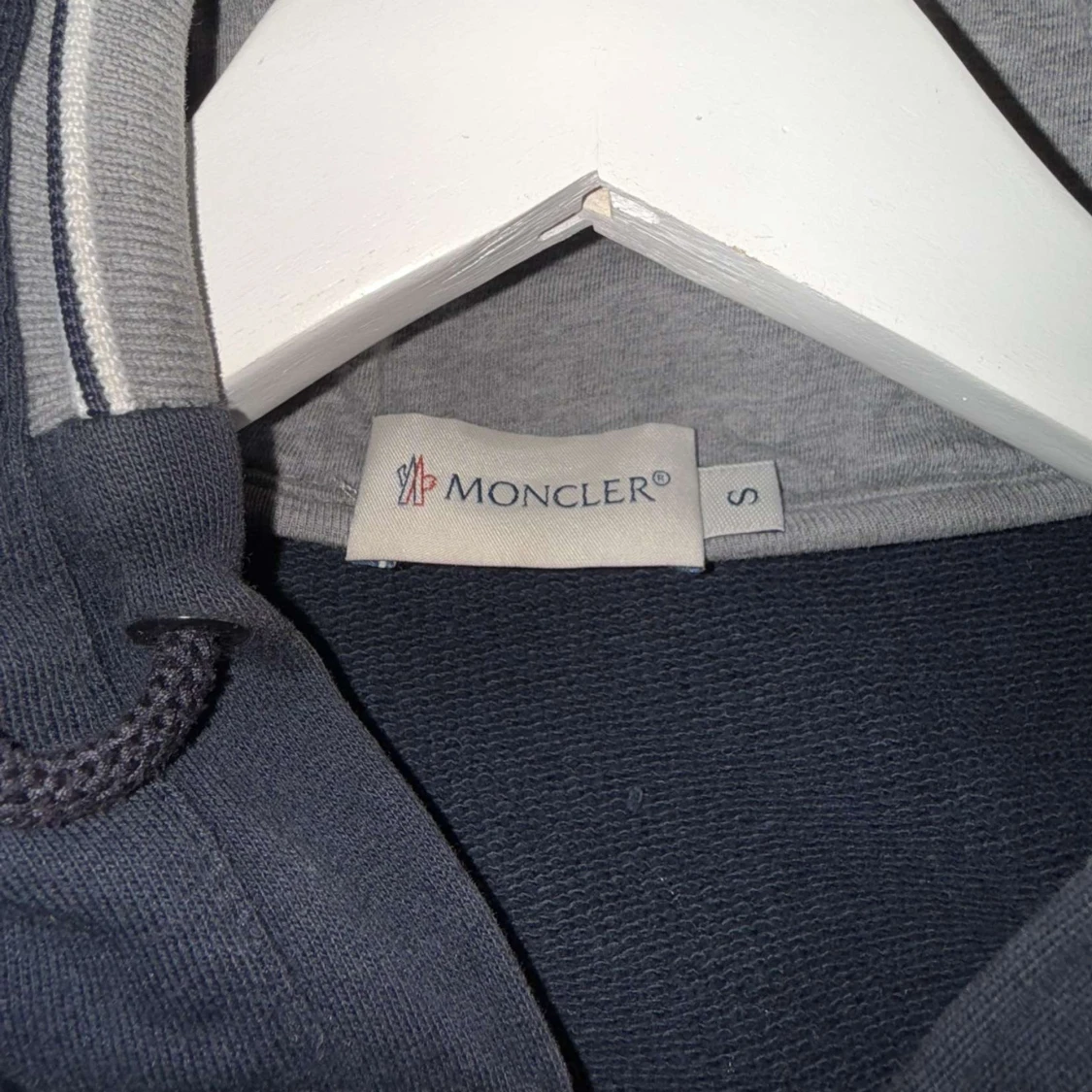 Mörkblå Moncler cardigan äkta storlek S - 2