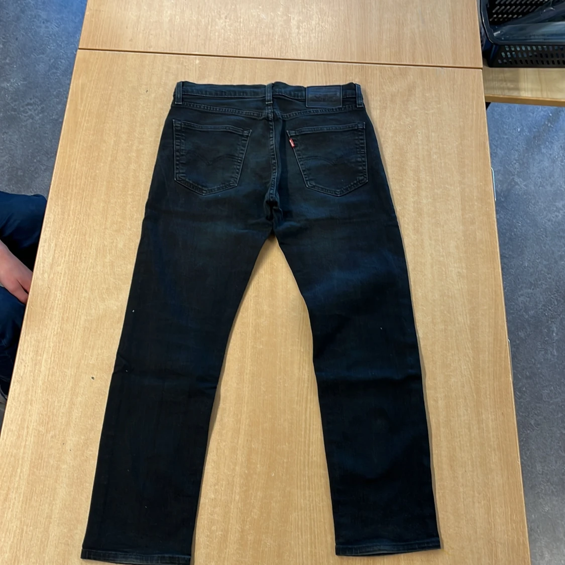 Svarta Levi's 502 jeans - 4