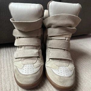 Isabel Marant sneakers  - Sneakers från Isabel Marant. Storlek 41. Jättesnygga!