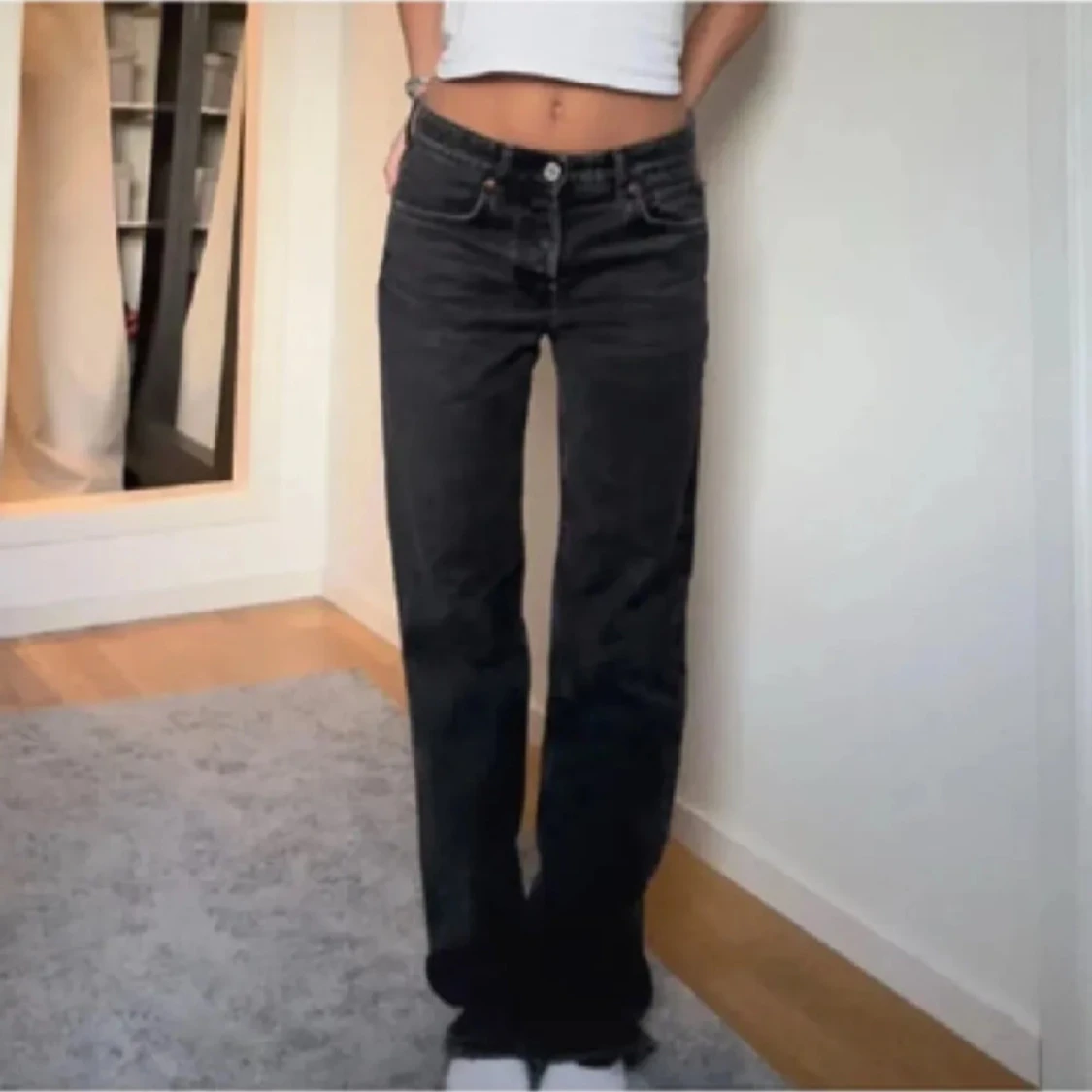 Trendiga Zara jeans - 1