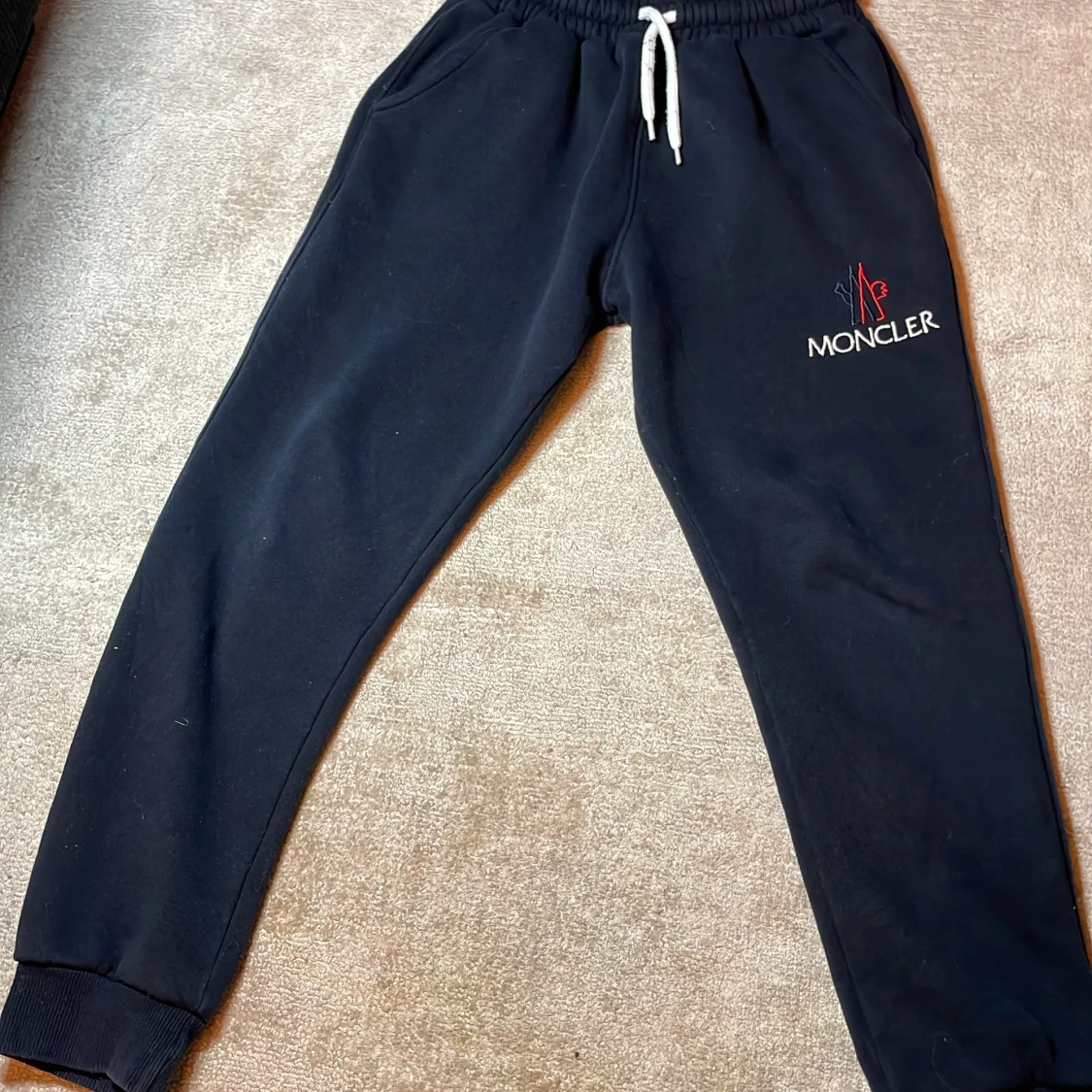 Moncler Mjukis Sett INTRESSEKOLL! - 2