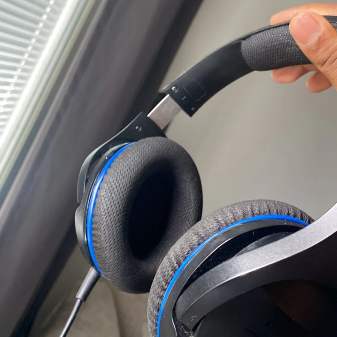 Säljer hörlurar  - 2