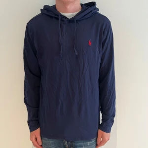 Ralph lauren hoodie - Köp sker via vår hemsida - ricodelluxury.com