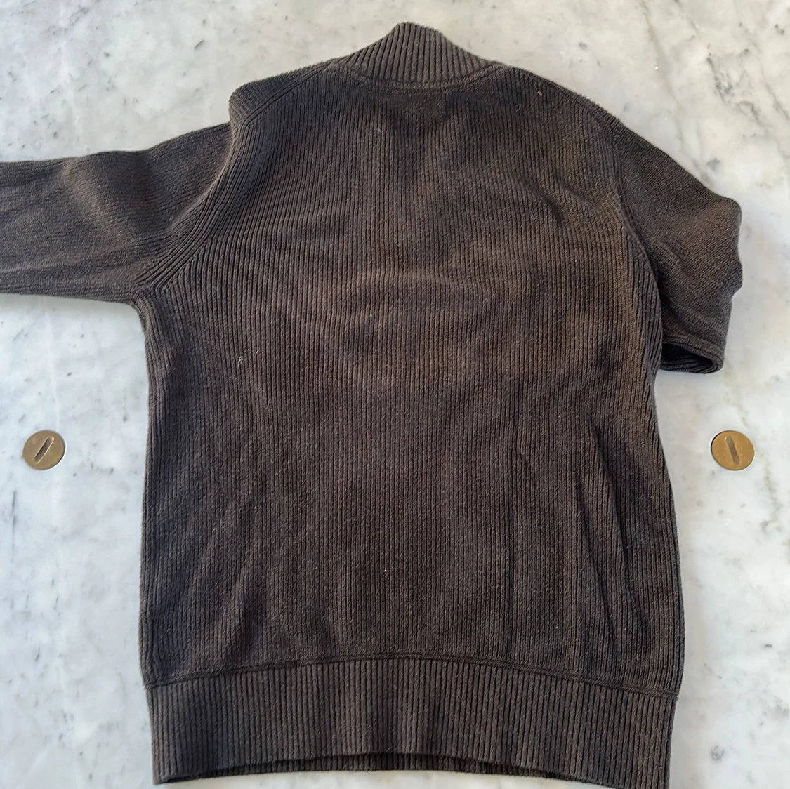 Brun stickad tröja med half zip från Morris - 1