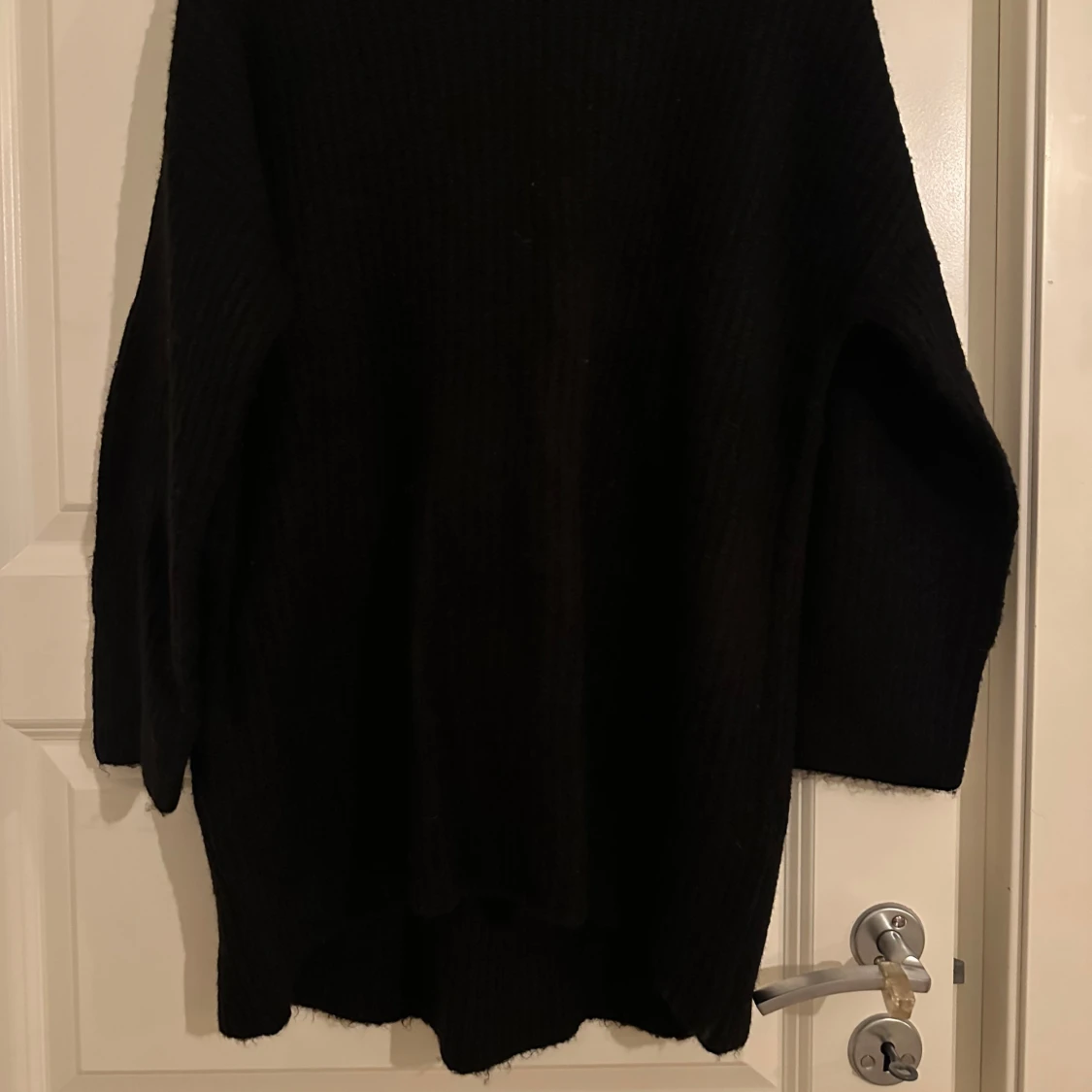 Svart stickad polotröja från ONLY - 2