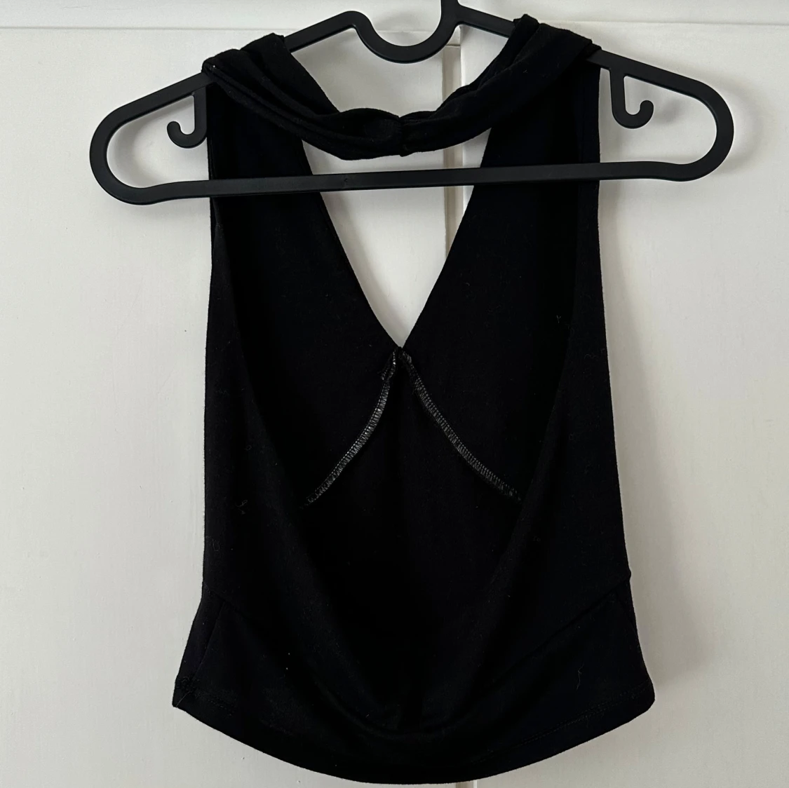 Svart croppad halterneck topp - 4