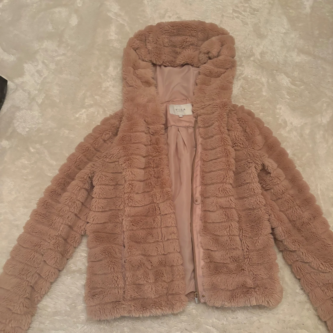 Rosa teddyjacka från Vila - 1