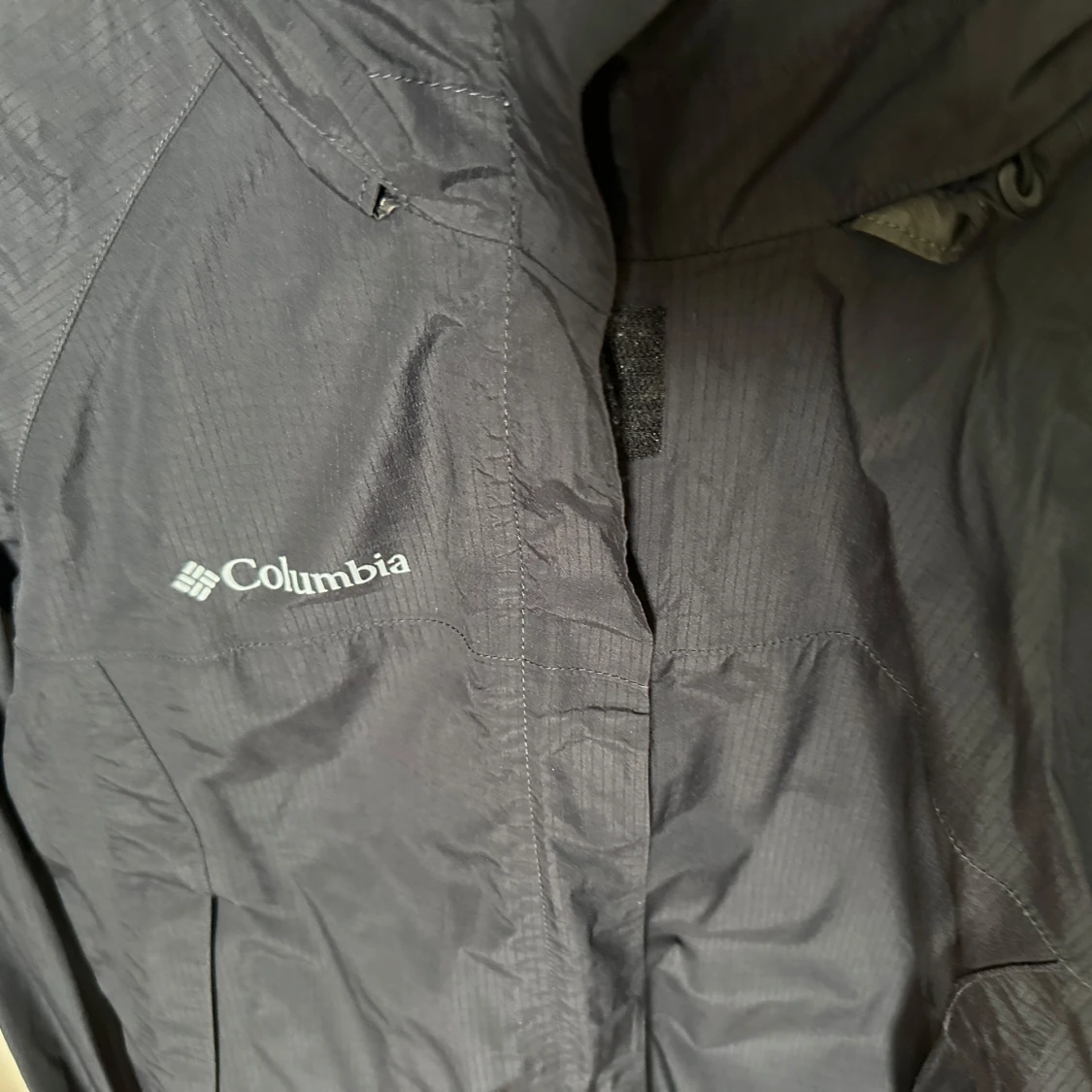 Svart vindjacka från Columbia - 2