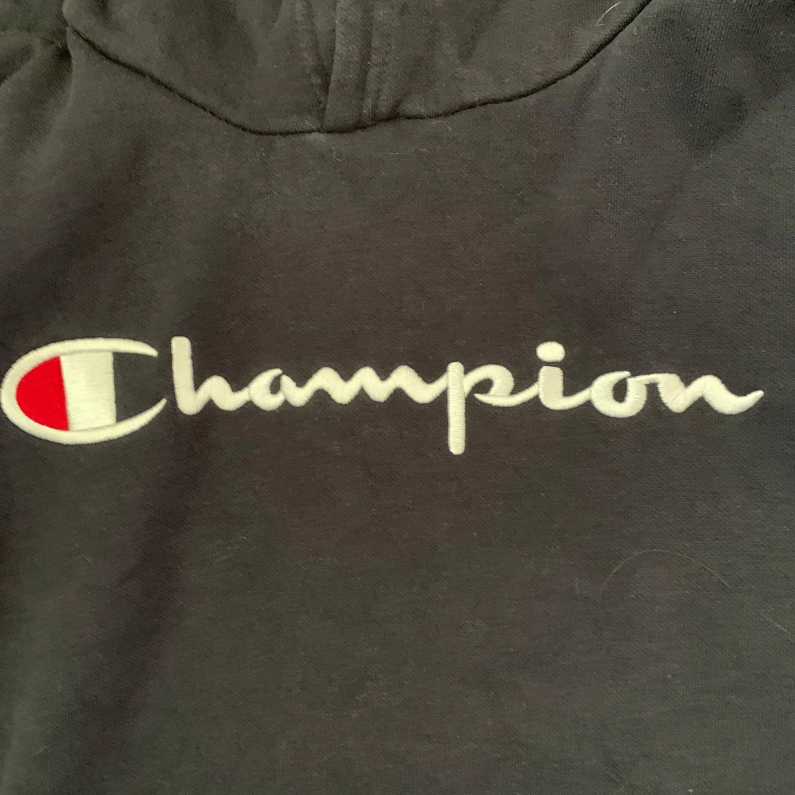Svart Champion hoodie - 1