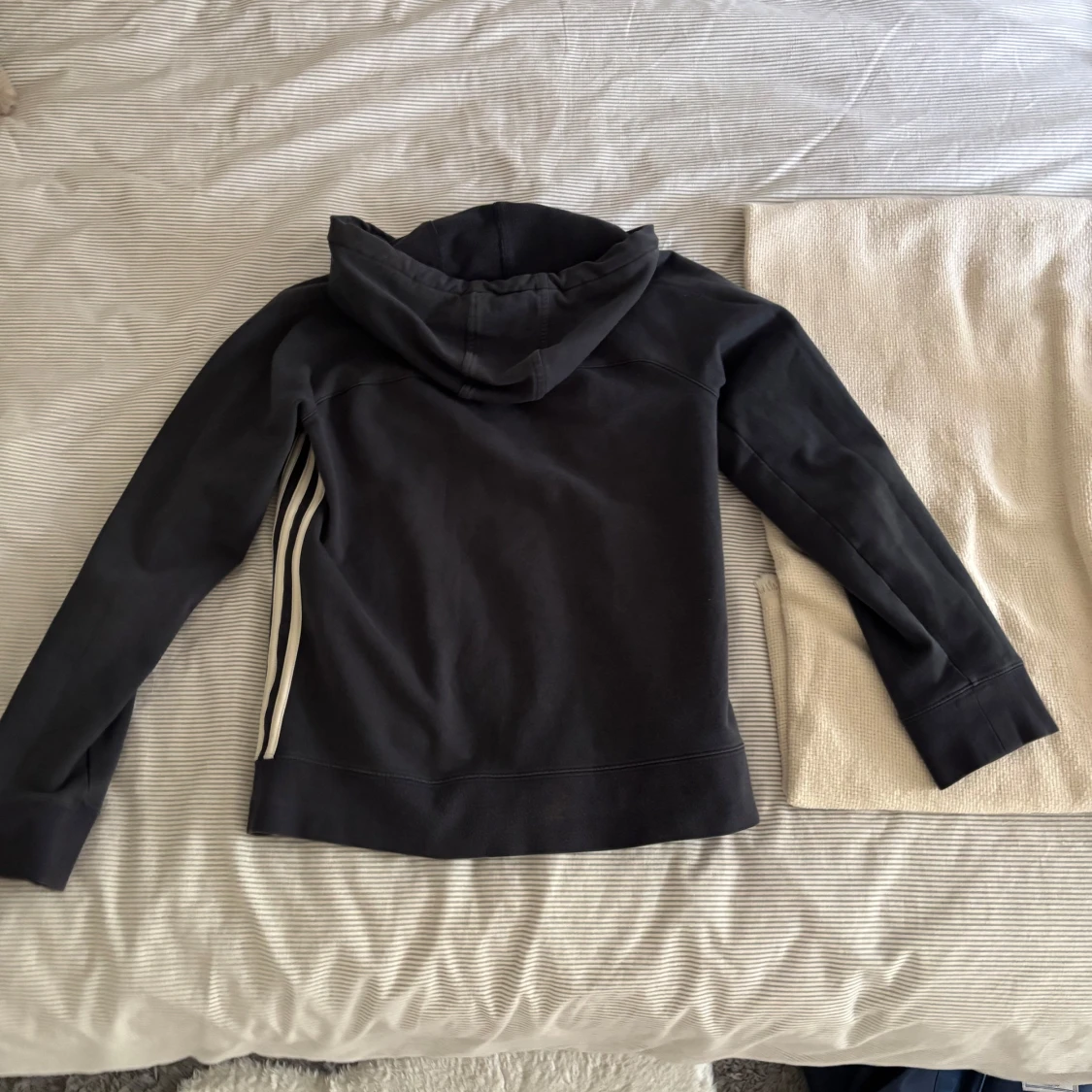 Adidas zip hoodie - 2
