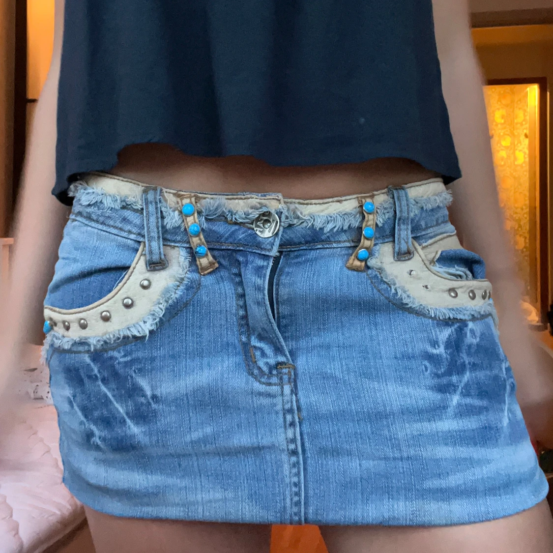 Jeanskjol med detaljer  - 1